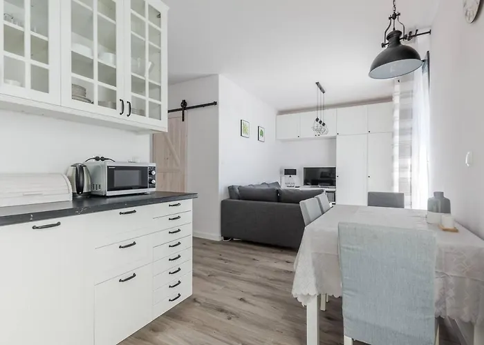 Golden Apartments Gdansk - Cozy Studio - Great Location&Kollotaja